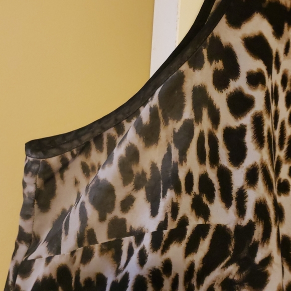 Top - Picture 4 of 4